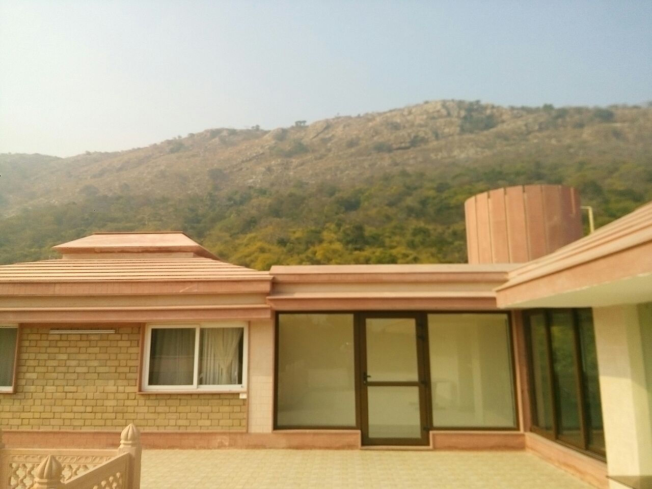 CM Guest House -Mountain View - Rajgir
